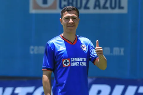 Otro aprobado para Andrés Montaño en Cruz Azul.