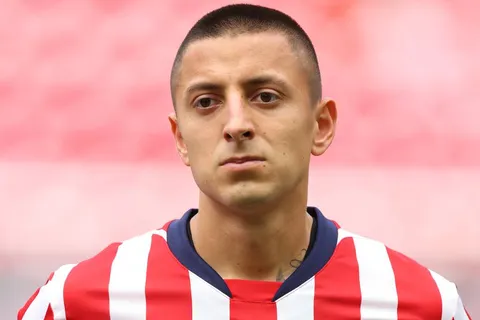 Piojo Alvarado le hace el feo a Cruz Azul ante su interés