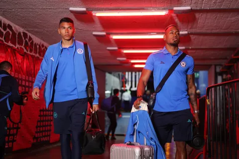 El pedido para Cruz Azul tras la polémica de Willer Ditta y Kevin Mier