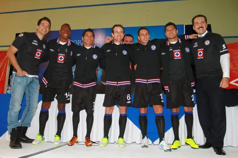 Se formó en Cruz Azul y hoy es odiado por la afición.