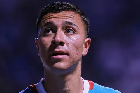 Andrés Montaño salió lesionado en Cruz Azul: ¿Qué tiene?
