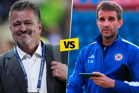 La dura crítica de Carlos Hermosillo que destruye a Iván Alonso