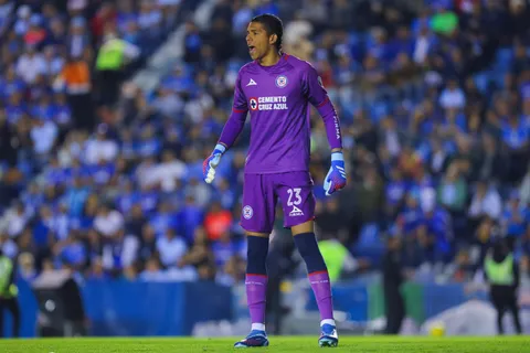 El efecto del Estadio Azul: Kevin Mier y la frase con la que describió a la afición de Cruz Azul