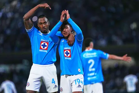 Amaury Morales aparece como la gran promesa de Cruz Azul en la actualidad.