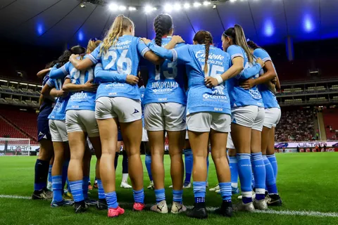 El equipo Femenil de La Máquina cayó en su visita a Guadalajara.