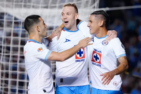 Cruz Azul sigue en los primeros puestos del Apertura 2024.