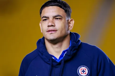 El delantero uruguayo alimentó las esperanzas de los fanáticos.