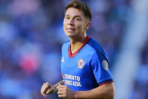 Cruz Azul recibirá el dnero de la venta de Rodrigo Huescas en cuotas