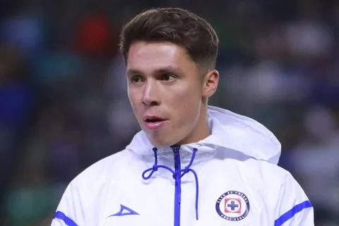 Así era el contrato que Cruz Azul le ofreció a Rodrigo Huescas para renovar