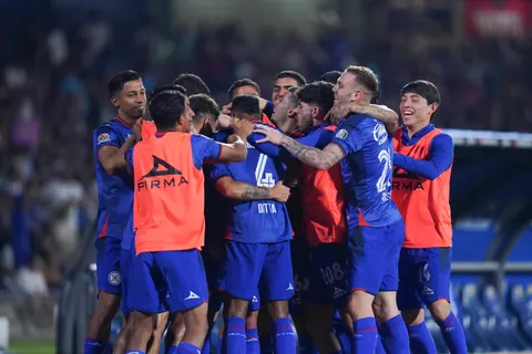 Cruz Azul dio un paso adelante en los cuartos de final.