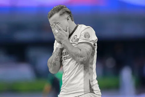MERCADO 2023: Cruz Azul registra 12 bajas en el presente periodo de transferencias