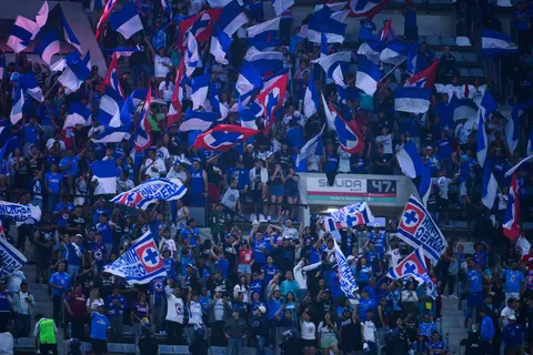 Afición de Cruz Azul señaló al culpable de la goleada ante Necaxa: "Bienvenidos a la Huaquineta"