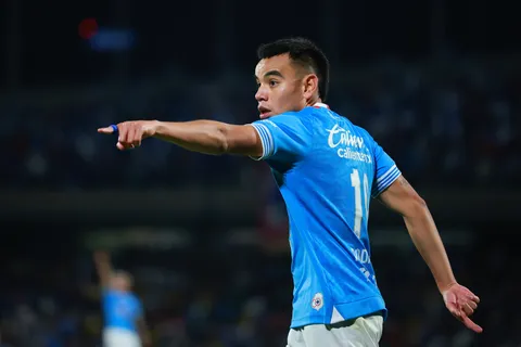 Contundente frase de Charly Rodríguez al hablar de renovar con Cruz Azul: "Sueño con ir a Europa"