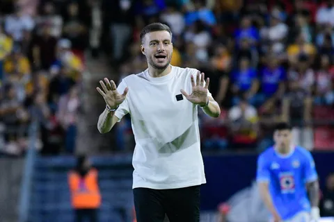 Martín Anselmi recibió el primer gran revés en el Apertura 2024.