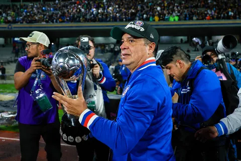 Víctor Velázquez quiere multiplicar sus títulos.