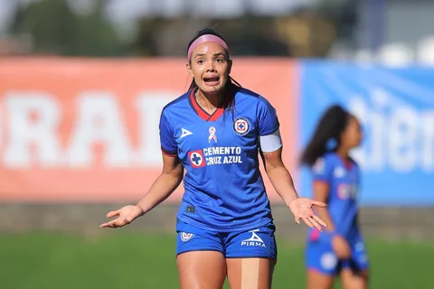 El mensaje de María Peraza que hizo temer lo peor a la afición de Cruz Azul Femenil