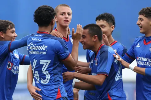 Emiliano Castañeda, canterano de Cruz Azul, fue convocado a la Selección Mexicana Sub 17