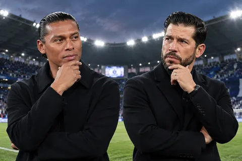 Huiqui y Mora buscarán dominar el encuentro desde el planteo táctico. Así saldrán al campo Cruz Azul y Pachuca.