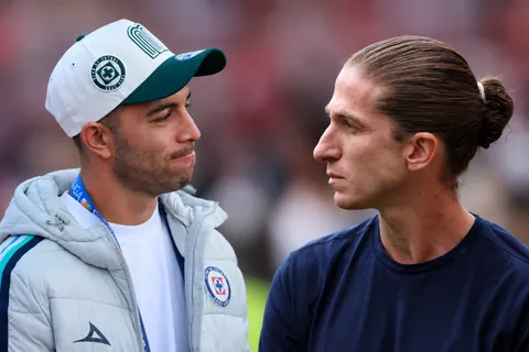 Erik Lira le envía un mensaje a Filipe Luis, DT el Mónaco, a horas de jugar la Campeones Cup