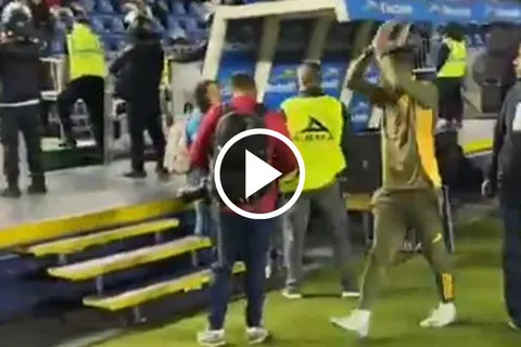 Uriel Antuna y una seña que sorprendió a todos en Cruz Azul.