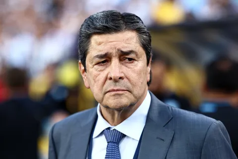 Luis Fernando Tena comenzó con el pie derecho su camino dentro de la Copa Oro 2025.