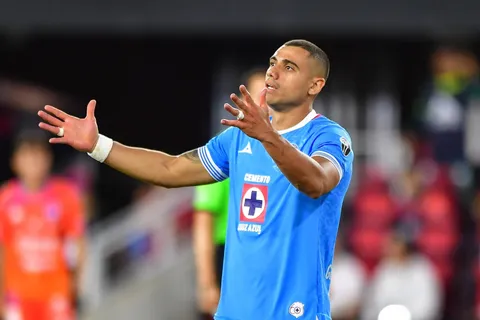El duro golpe que la Liga MX le lanzó a Giorgos Giakoumakis