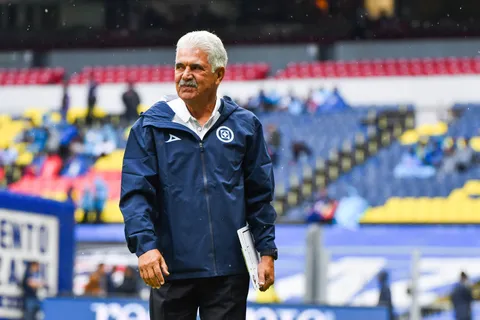 Tuca Ferretti recibió ultimátum