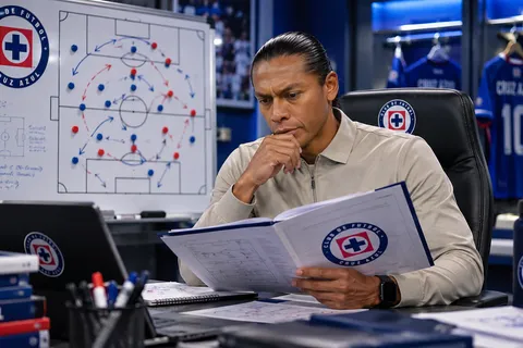 Joel Huiqui tendrá que realizar cambios obligados por las ausencias de Lira, Mier y Márquez.