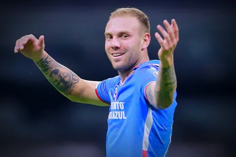 ¿Carrilero o volante? Rodolfo Rotondi reveló en qué posición le gusta jugar más en Cruz Azul