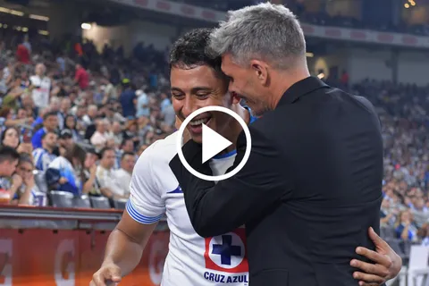 No se tomaron bien su regreso: Así recibió la afición de Rayados a Luis Romo en el BBVA