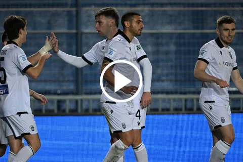 Giorgos Giakoumakis anotó su primer gol en 2026.