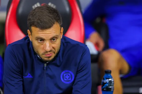 Martín Anselmi sustituiría a Gonzalo Piovi con un jugador al que borró en este Clausura 2024