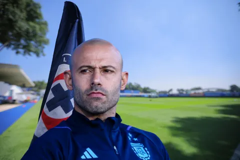 Javier Mascherano busca "robar" a Mateo Levy a México, el canterano estrella de Cruz Azul