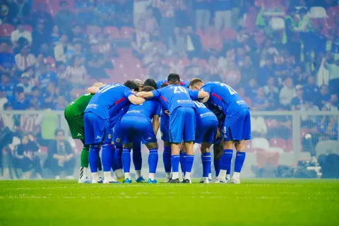 Cruz Azul 2-2 Chivas: La calificación de cada jugador celeste tras la Semifinal de Ida del Clausura 2026
