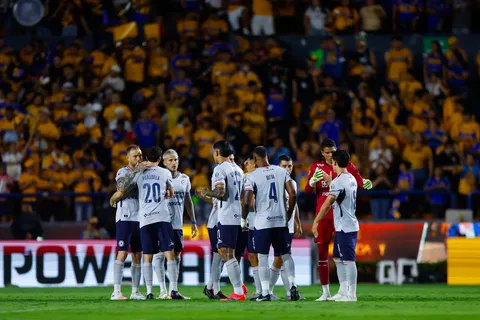 Cruz Azul se quedó con una joya que tenía amarrada Pumas.
