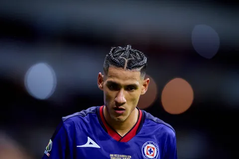 Solo dos de Cruz Azul: el XI ideal de la temporada según la Liga MX
