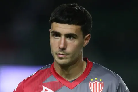 Cruz Azul le pagaría en plazos a Necaxa por José Paradela