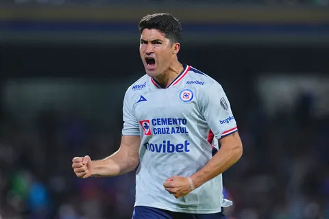 Sorpresa en Cruz Azul: Nicolás Ibáñez aceleraría su regreso este semestre y ya hay fecha tentativa