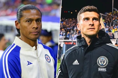 Así salen a la cancha Cruz Azul y el club de la MLS.