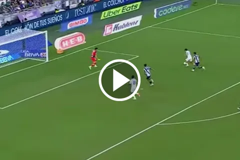 Luka Romero casi anota el primero de Cruz Azul.