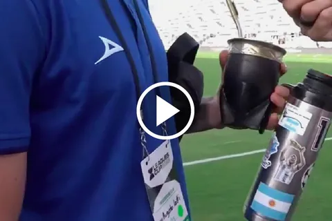 Este futbolista de Cruz Azul no esconde su afición por Messi