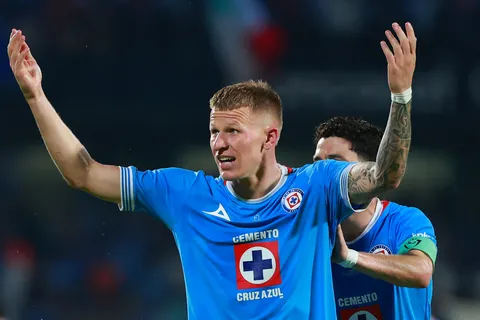 Mateusz Bogusz quiere tener continuidad para llegar al Mundial 2026.