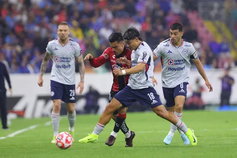Cruz Azul recibirá a Atlas en el Estadio Cuauhtémoc de Puebla.