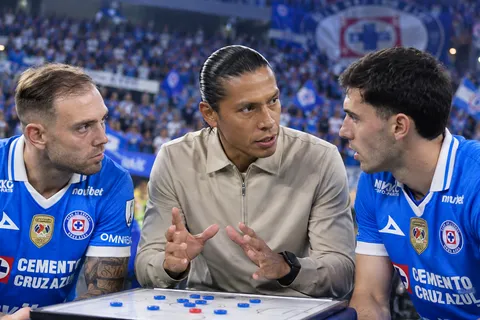 Joel Huiqui habló de Rotondi y Paradela y si estarán disponibles ante Pumas.