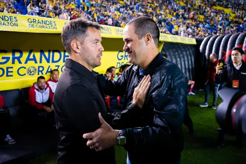 André Jardine le dedicó palabras a Nicolás Larcamón y Cruz Azul.