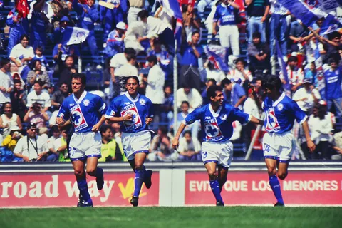 Hizo un gol que se recuerda a día de hoy con La Máquina.