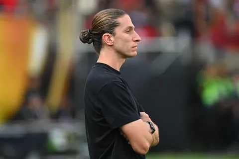 Filipe Luis elogió a Cruz Azul por su nivel durante el Derbi de las Américas ante Flamengo.