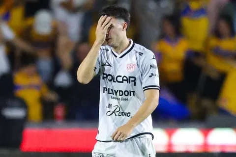 Oscuro panorama con la posible llegada de José Paradela a Cruz Azul