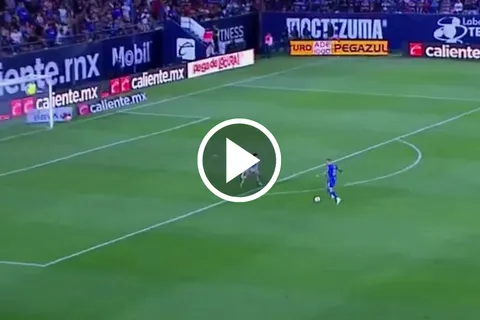 Golazo de Rodolfo Rotondi tras gran pase de Paradela.