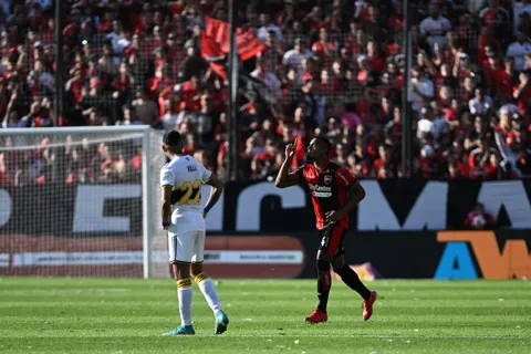 INSÓLITO: La razón por la que Newells le terminó pidiendo más dinero a Cruz Azul por Willer Ditta